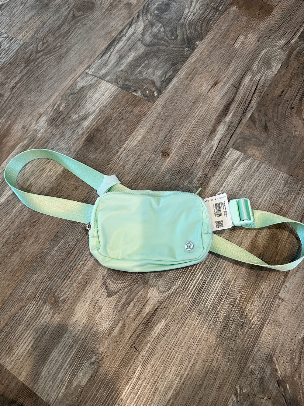 NEW with tags! Everywhere belt bag mint moment